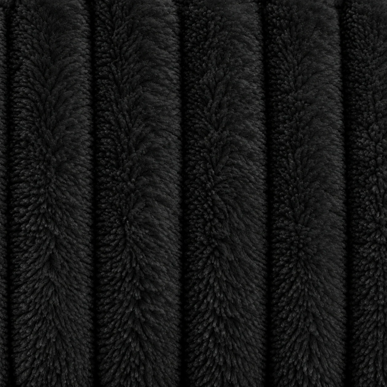S650 colour 18 · Black
