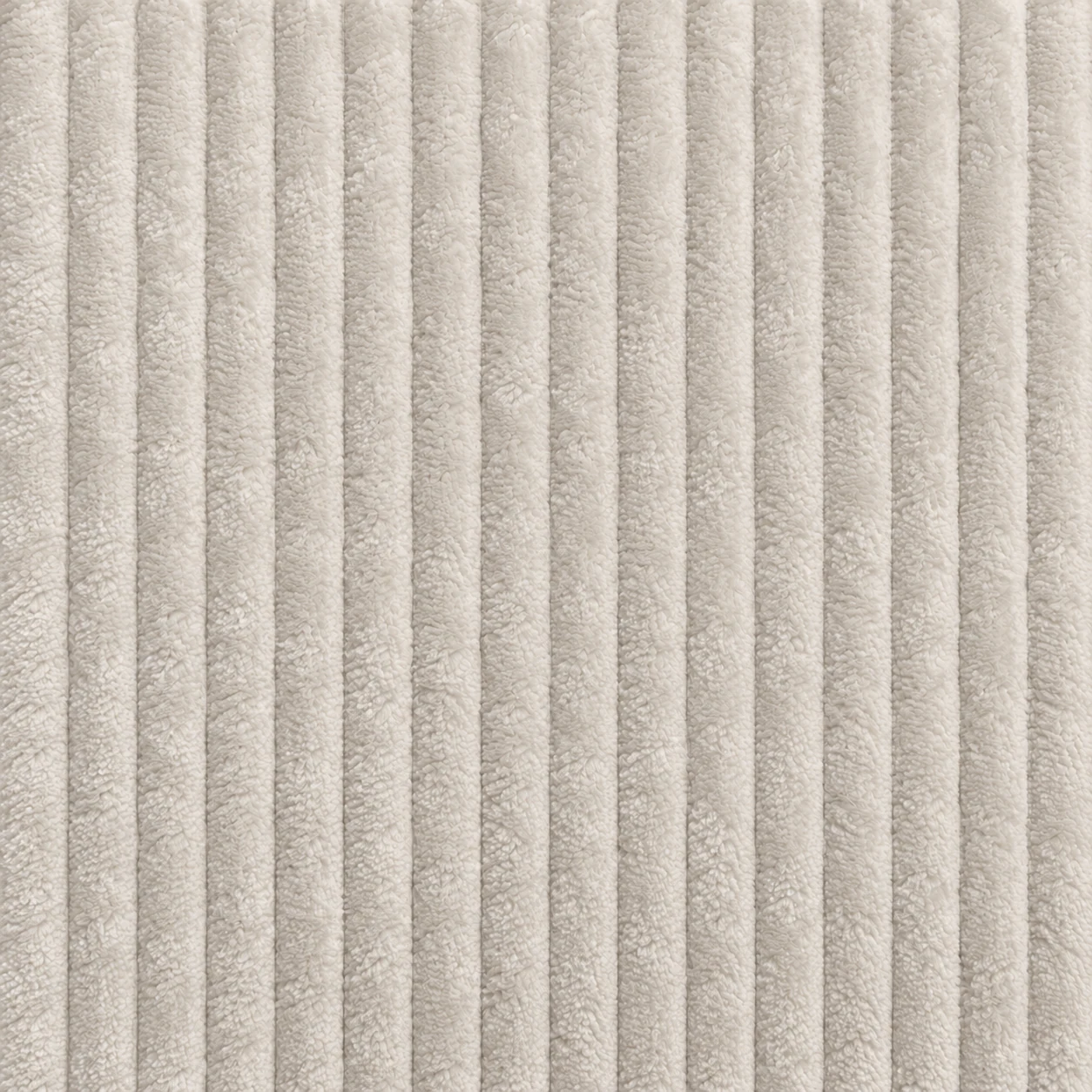 YQL2426 colour 02 · Pale Creamy Ivory