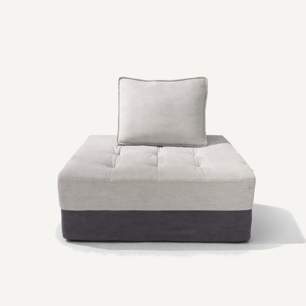B-015 Product presentation 1, 100 × 100 × 70 cm